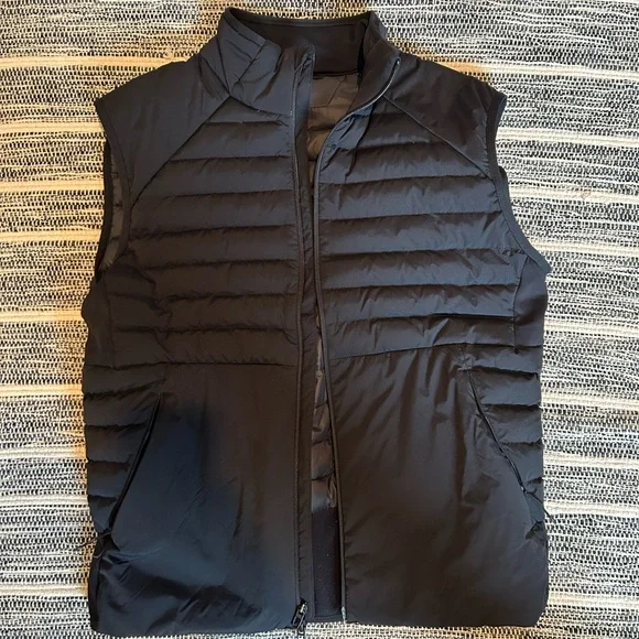 Lululemon Vest - Picture 1 of 3